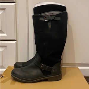 Ugg Thomson waterproof black leather boot